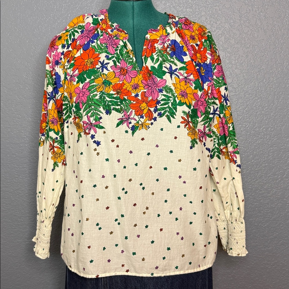 Talbots Petite Floral Blouse Multicolor Cotton V Neck Smocked Cuff‎ Top